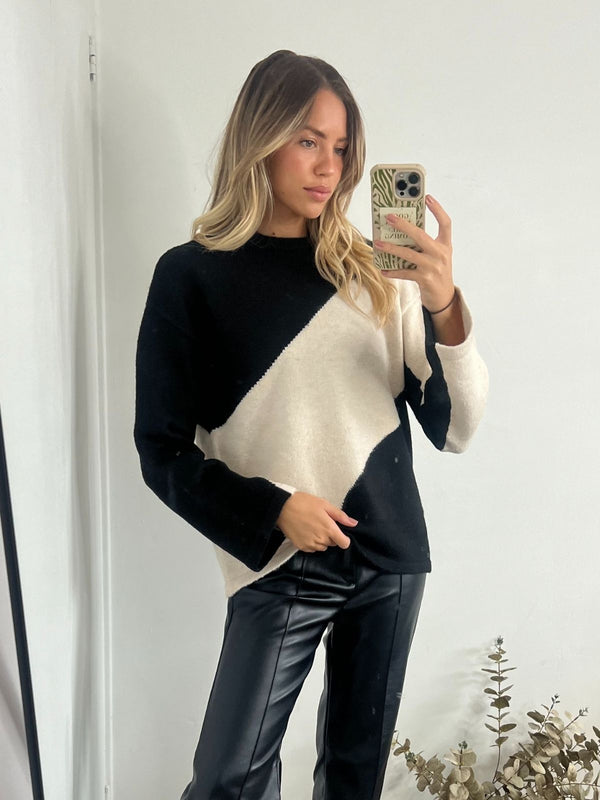style cheat Odette Brushed Wool Colourblock Jumper in Stone & Black