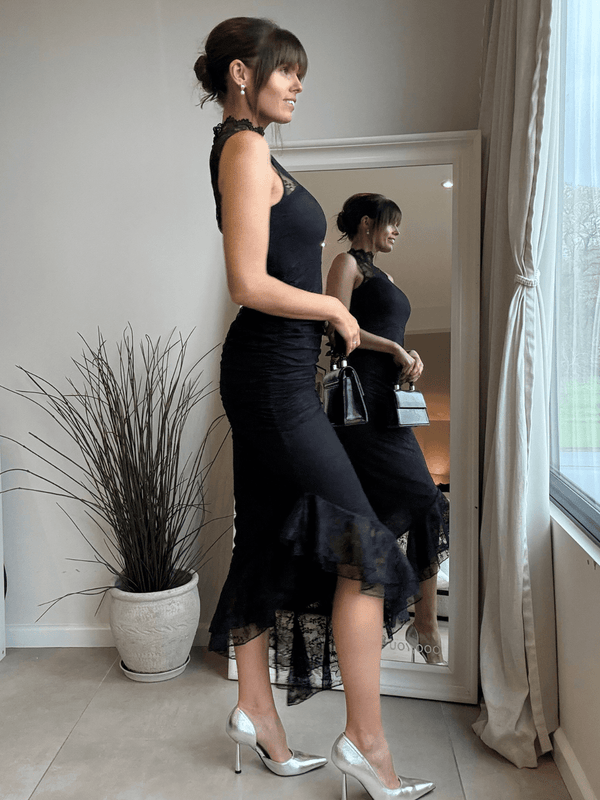 Style Cheat Auralia Lace Maxi Dress In Black