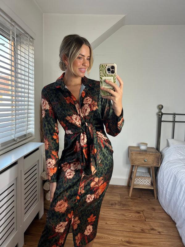 Style Cheat Cassie Tie Front Midi Dress