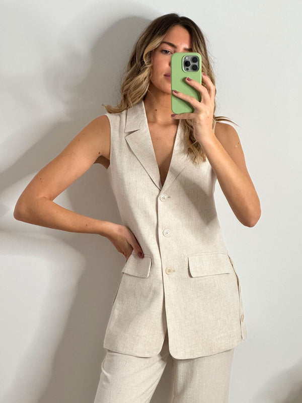 Style Cheat Claire Sleeveless Blazer