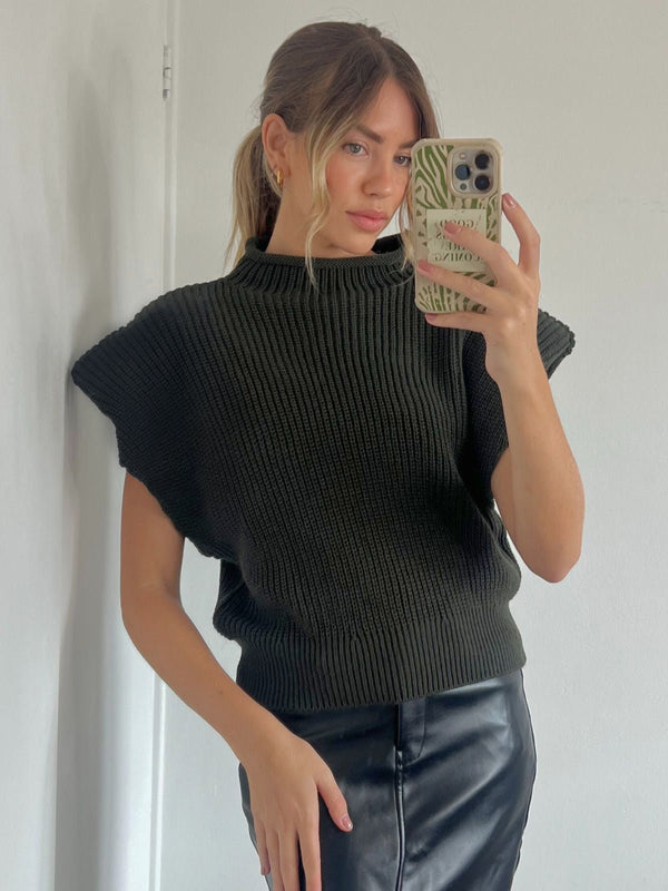 Style Cheat Dahlia Chunky Sleeveless Knitted Top