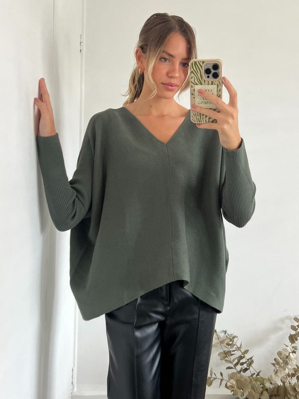 style cheat Ella Oversized knitted V Neck Jumper
