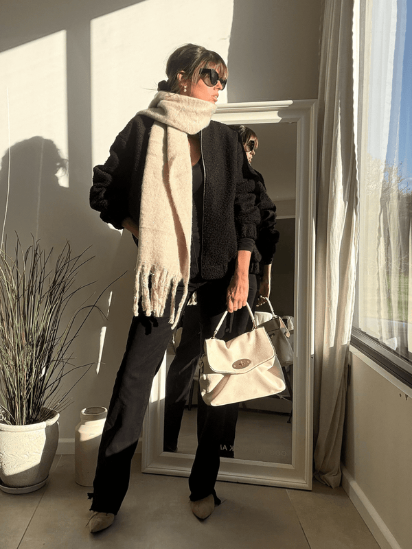 Style Cheat Jolie Chunky Knitted Scarf In Cream