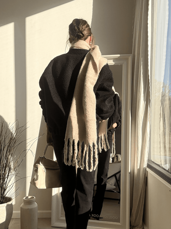 Style Cheat Jolie Chunky Knitted Scarf In Cream