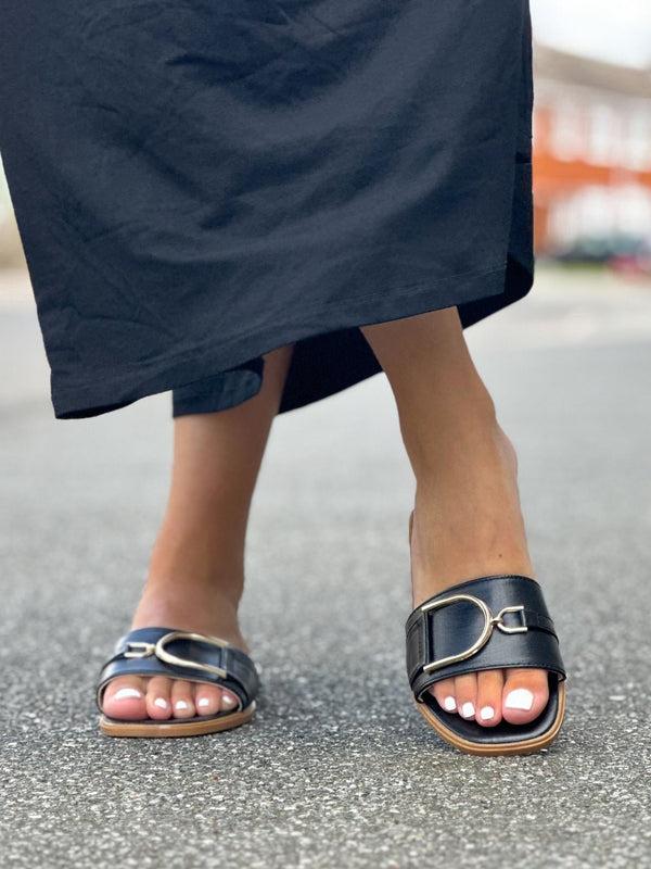 style cheat Karla Metal Detail Sandal