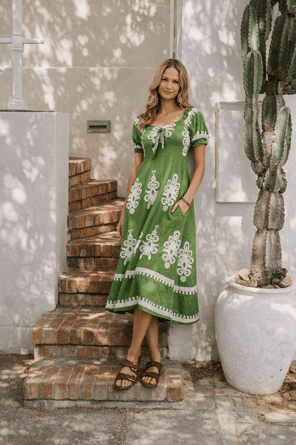Style Cheat Knot Front Midi Dress Green