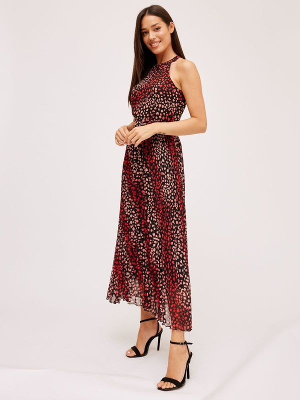 Style Cheat Luisa Belted Pleated Maxi Dress