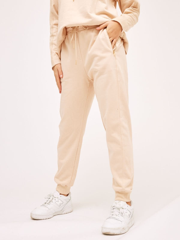style cheat Rae Neutral Rib Detail Jogger