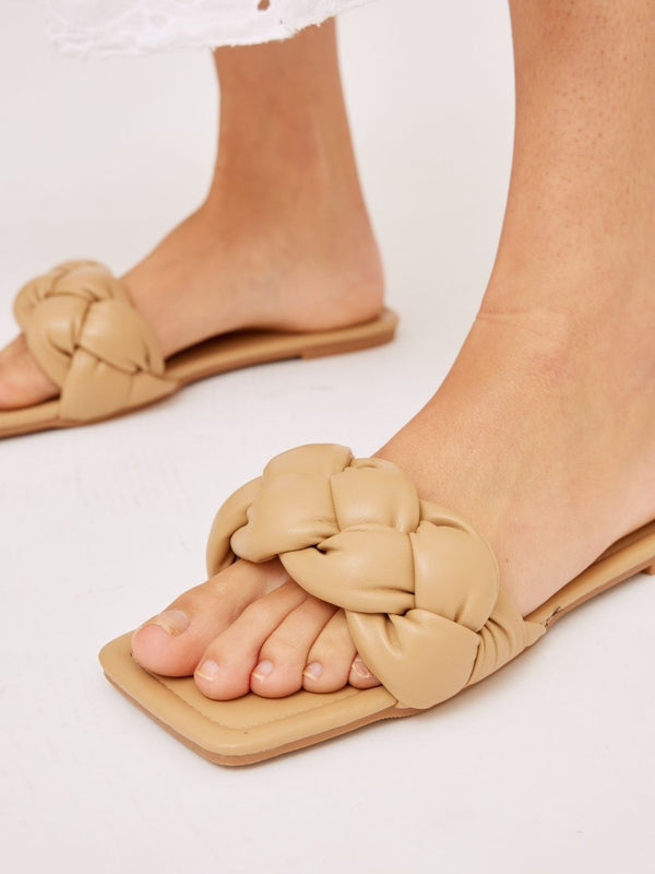 Style Cheat Roma Woven Flat Sandals