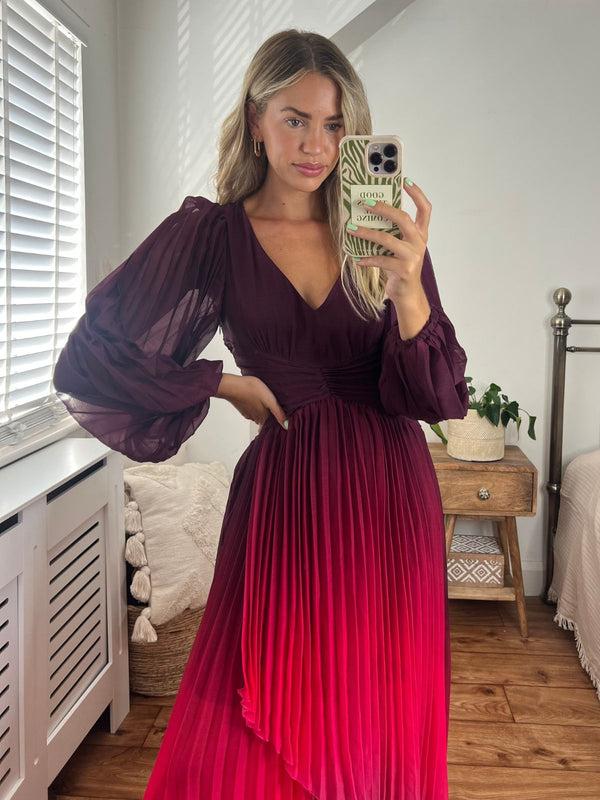 Style Cheat Toni Long Sleeved Pleated Maxi Dress