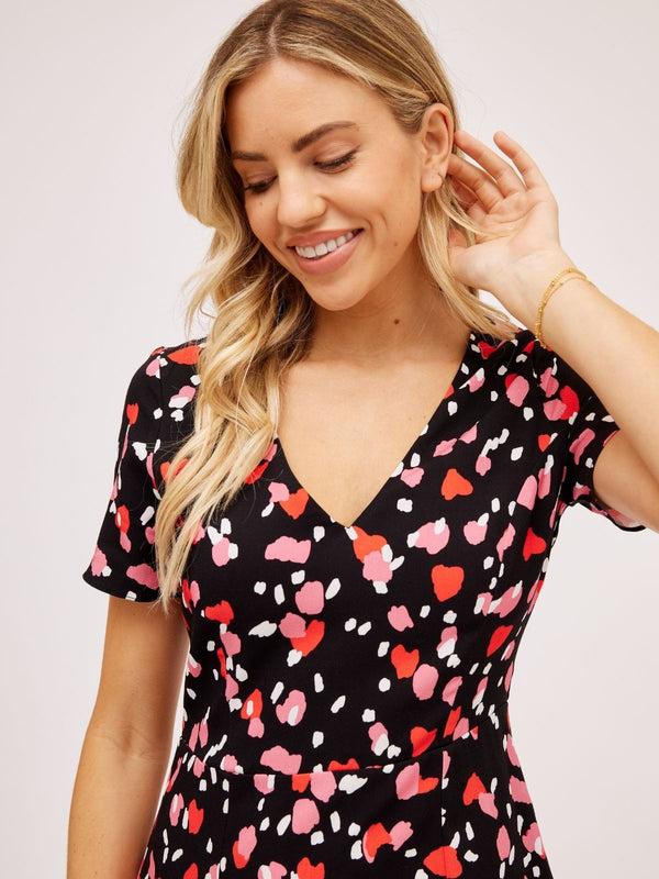 Style Cheat Winnie V Neck Midi Dress