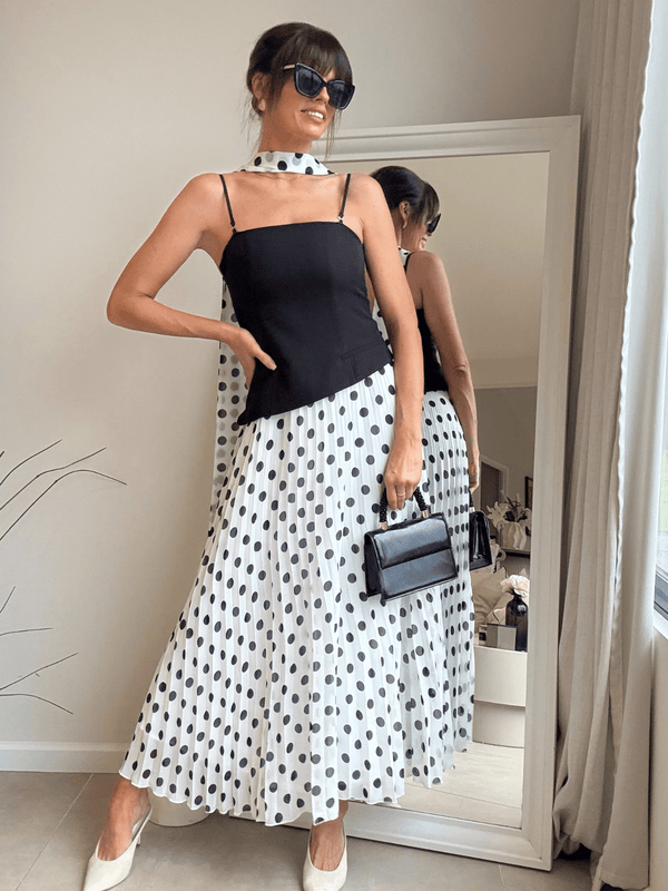Style Cheat Viola Scarf Bandeau Pleat Dress In Mono Polka Dot