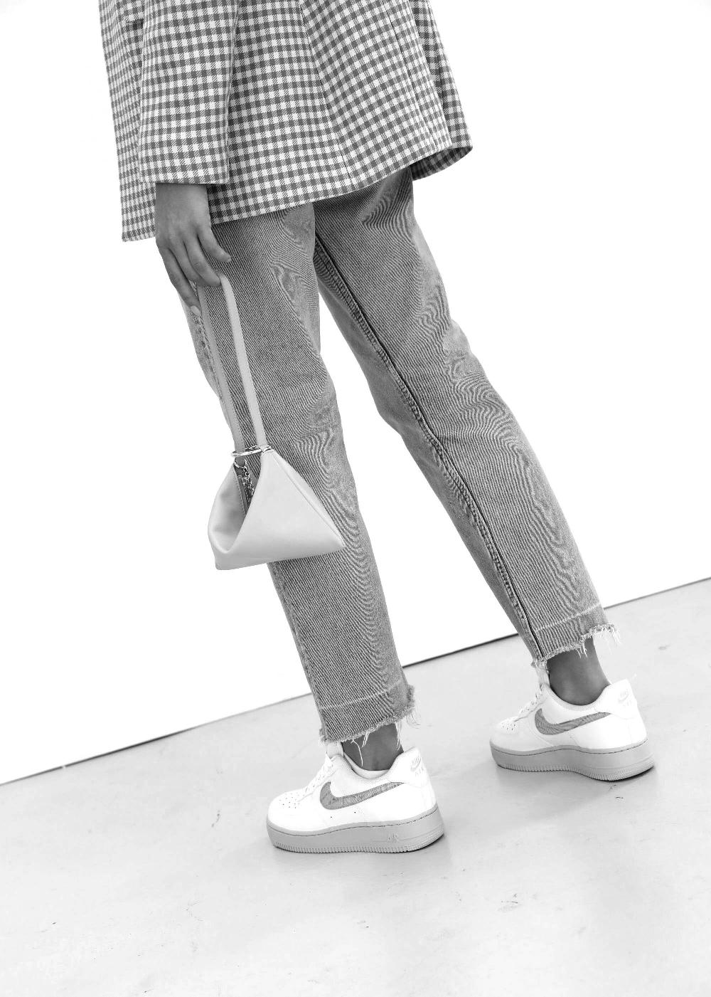 Subella London Mini Megan Leather Seashell Cream Shoulder Pouch