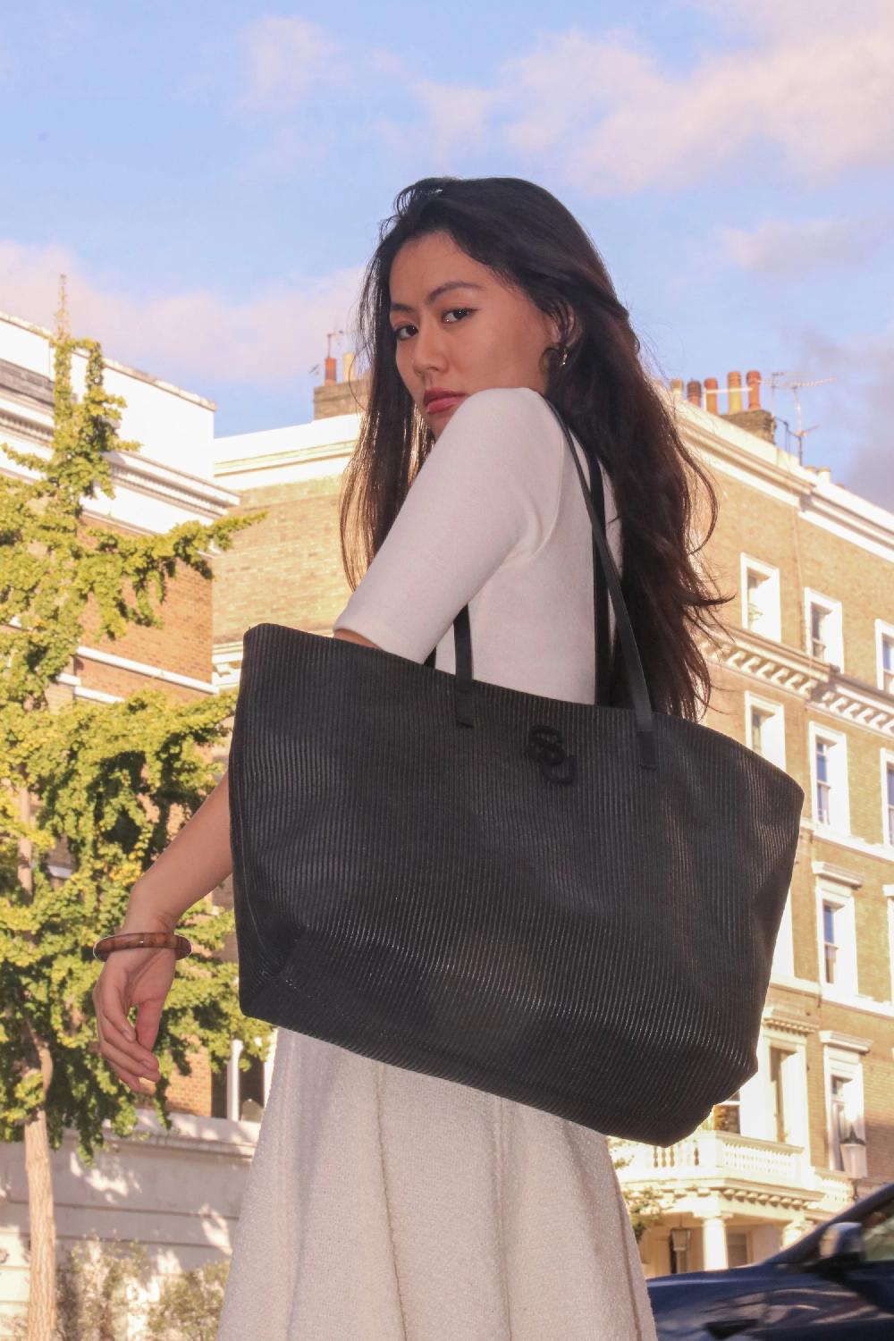 Subella London AVERY Black Large