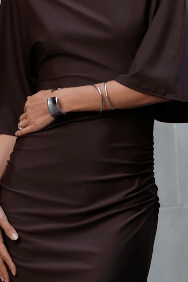 Suboo Ivy Cape Sleeve Midi Dress - Chocolate