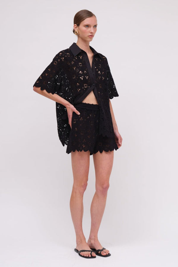 Suboo Rocky Embroidery Crochet Short