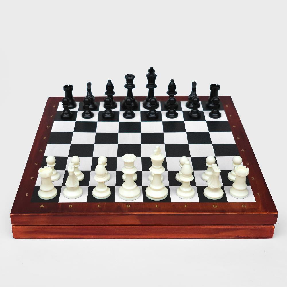 Suck Uk Chess Deluxe