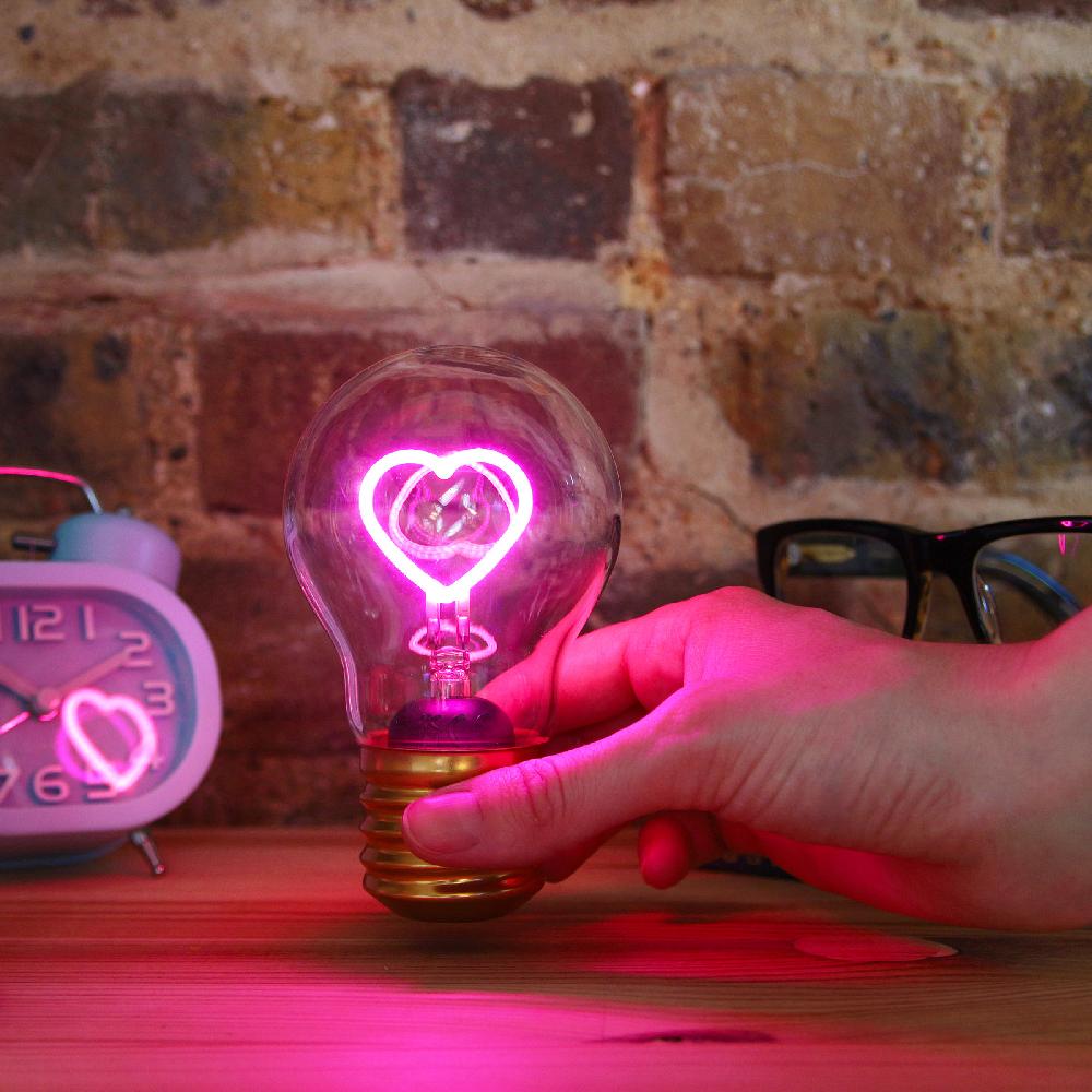 Suck Uk Cordless Heart Lightbulb