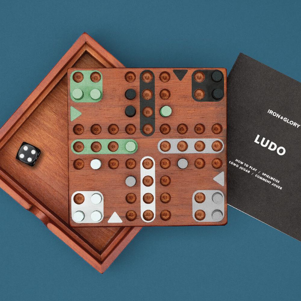 Suck Uk Ludo