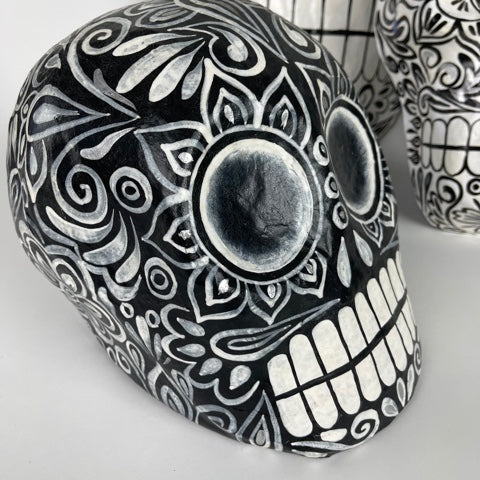 sugar skull Big Eyes Papier Mâché Skull - Black & White - Museum Quality