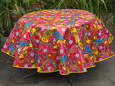sugar skull Round Oilcloth Tablecloth – Tropic on Red