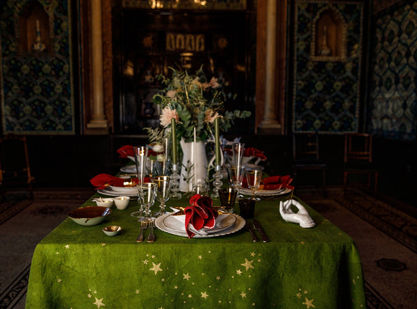 Summerill & Bishop Falling Stars Linen Napkin In Avocado Green 50x50cm