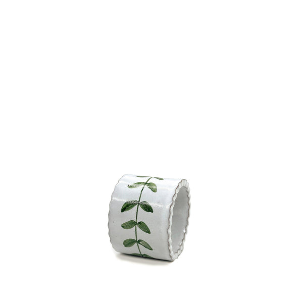 Summerill & Bishop Green Laurel Scalloped Napkin Ring
