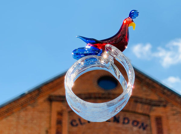 Summerill & Bishop Handblown Glass Tropical Bird Napkin Ring In Red