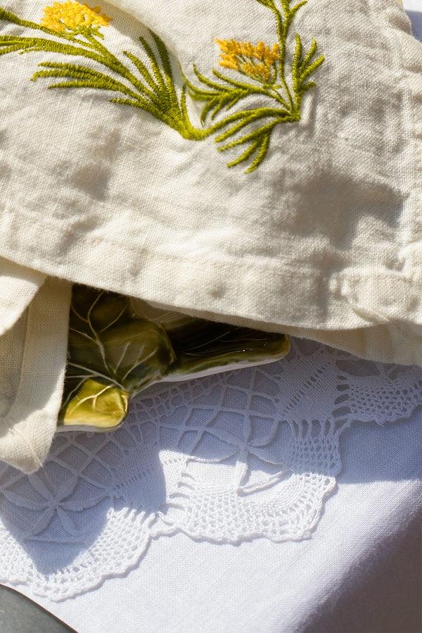 Summerill & Bishop 'Louise' Bobbin Lace Round Placemat 40cm