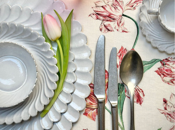 Summerill & Bishop Peggy Scalloped Dinner Plate By Astier De Villatte 26cm