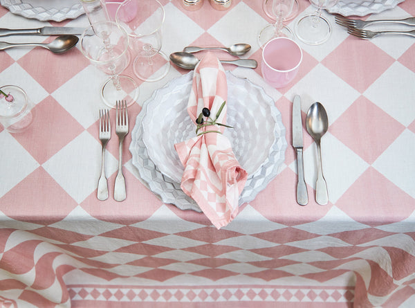 Summerill & Bishop 'Pink Check' Summerill & Bishop X Claridge's Linen Tablecloth