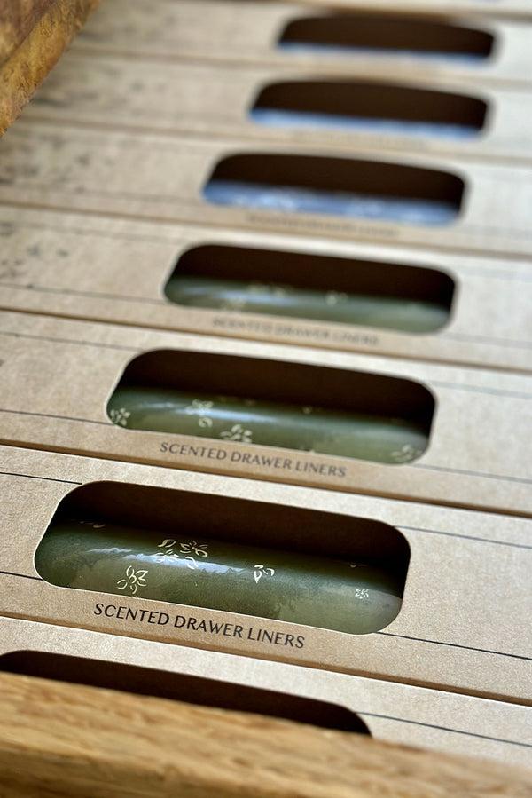 Summerill & Bishop S&B Sandalwood Scented Drawer Liners In Green 5 Sheets 50x35cm