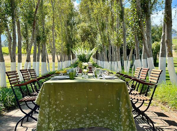 Summerill & Bishop 'S&Bee Falling Flower' Linen Tablecloth In Avocado Green