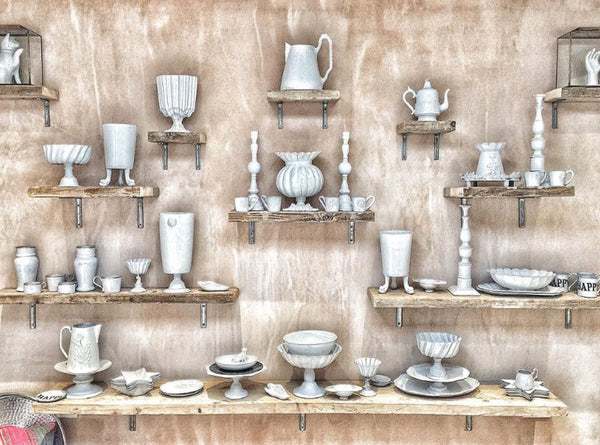 Summerill & Bishop Small Dauphins Dish On Stand By Astier De Villatte 11cm