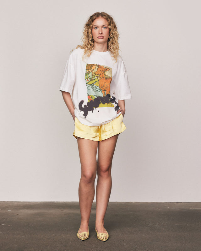 summery copenhagen Sibil Satin Short in Canary