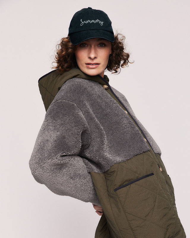 summery copenhagen SMOKE LOGO CAP IN BLACK