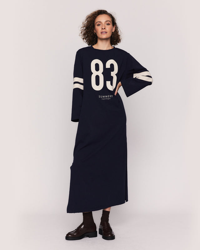 Summery Copenhagen SPORTY T-SHIRT DRESS IN NAVY