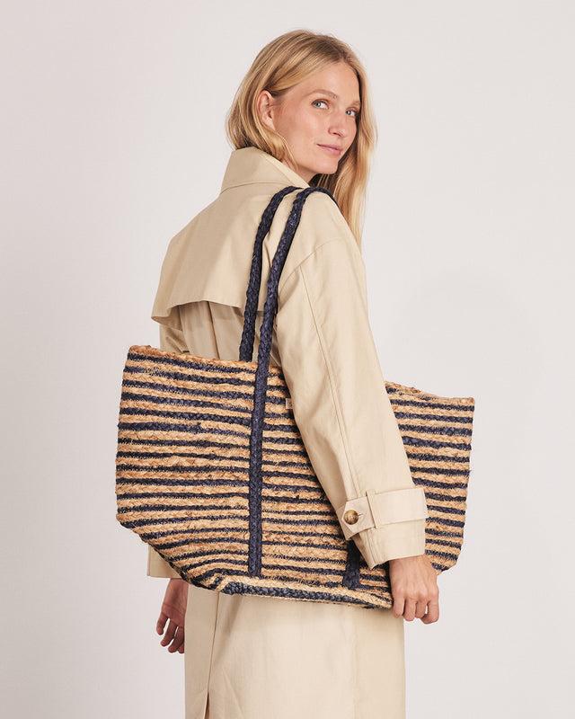 Summery Copenhagen VIVIENNE LARGE BAG IN PEACOAT