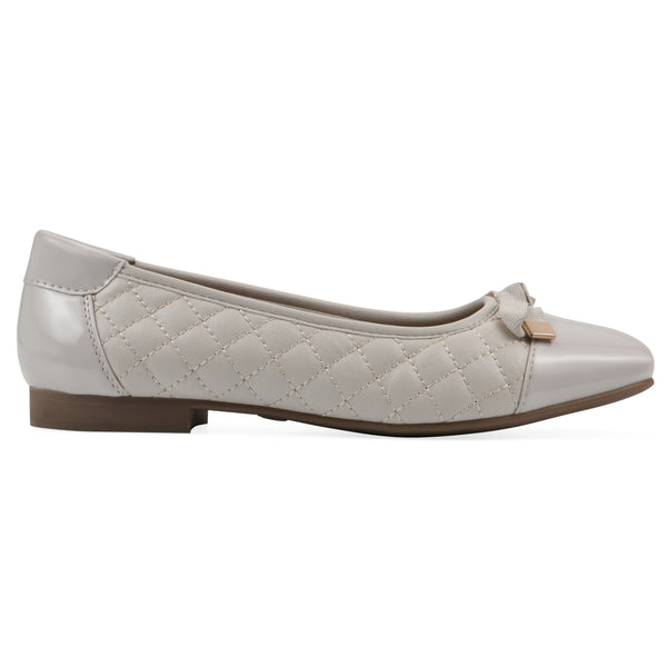 Summit By White Mountain Bocah Flat - Eggshell Faux Leather