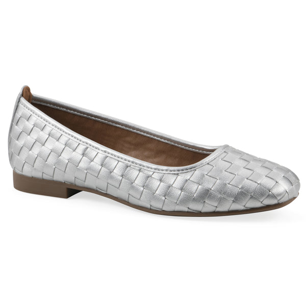 summit by white mountain Boccie Flat - Silver Faux Leather