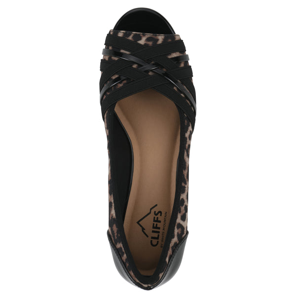 Summit By White Mountain Boldest Wedge - Tan Leopard Nylon