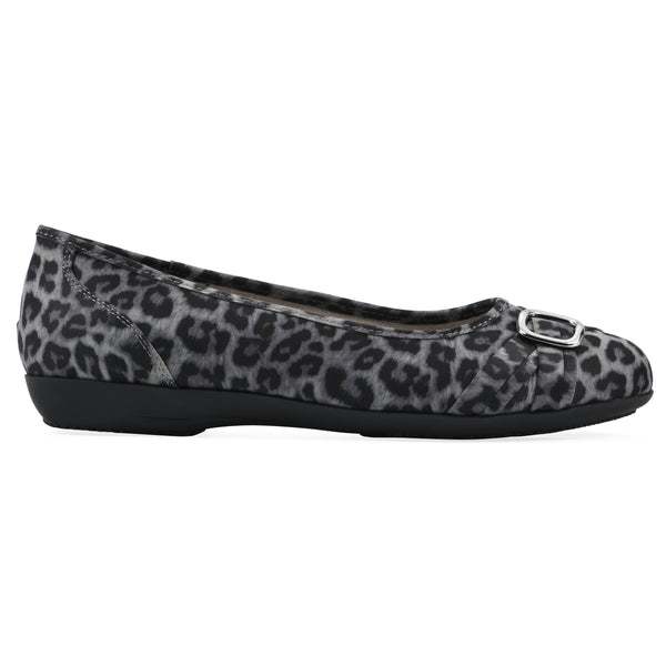 Summit By White Mountain Calming Flat - Grey Leopard Nylon