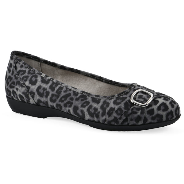 summit by white mountain Calming Flat - Grey Leopard Nylon