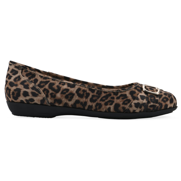 Summit By White Mountain Calming Flat - Tan Leopard Nylon