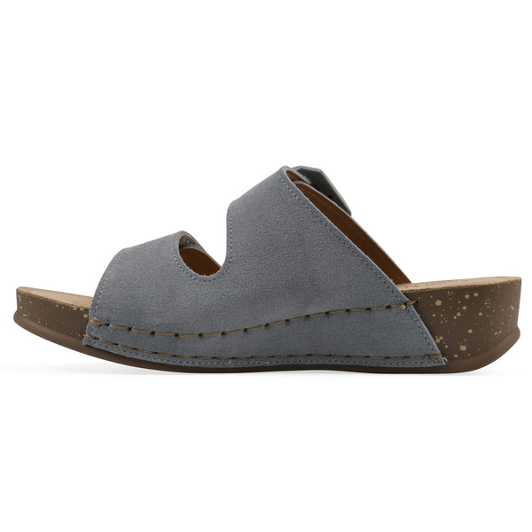 Summit By White Mountain Fearful Wedge Sandal - Blue Raspberry Suede