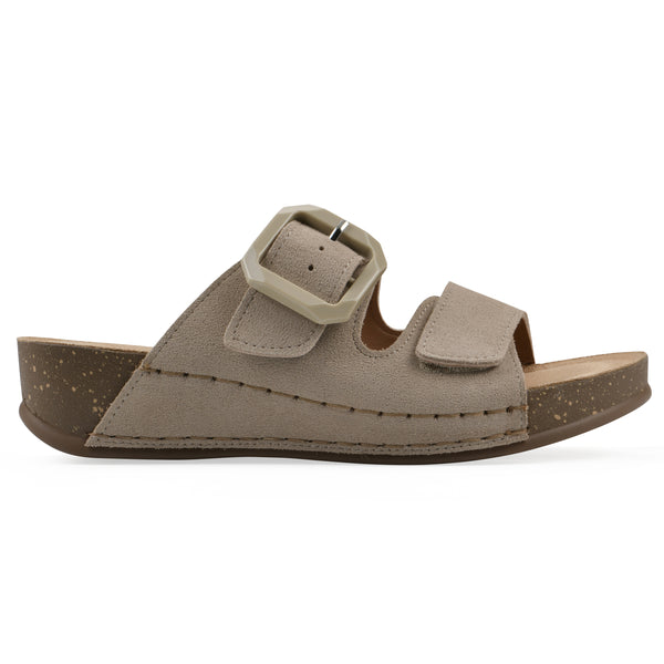 Summit By White Mountain Fearful Wedge Sandal - Sandal Wood Suede
