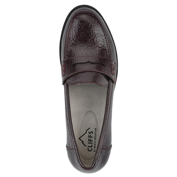 Summit By White Mountain Galah Loafer - Burgundy Patent