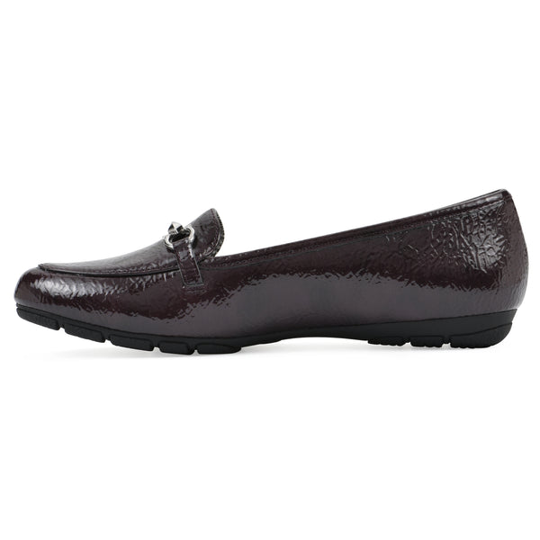Summit By White Mountain Glowing Loafer - Burgundy Patent