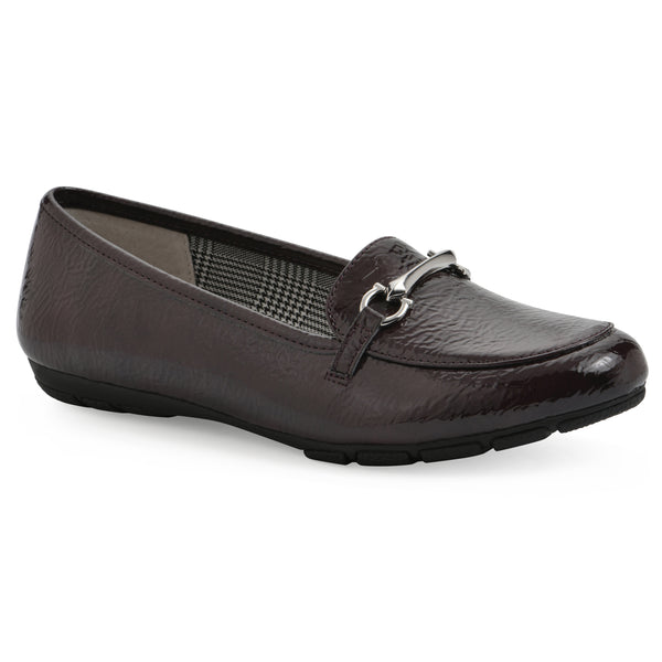 summit by white mountain Glowing Loafer - Burgundy Patent