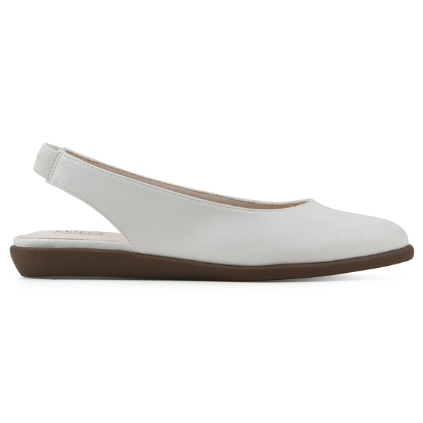 Summit By White Mountain Memory Slingback Flat - White